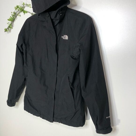 The North Face Black Jacket - Picture 2 of 16
